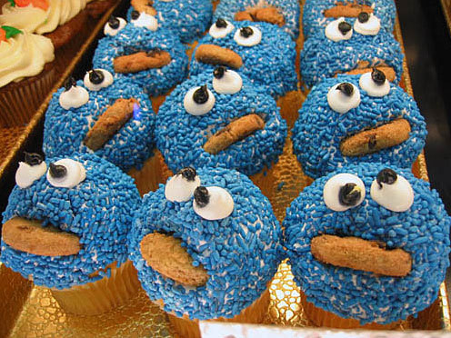 cookiemonstercupcake.jpg